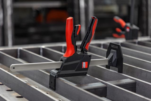 BESSEY BEYCEPS løfter 180KG