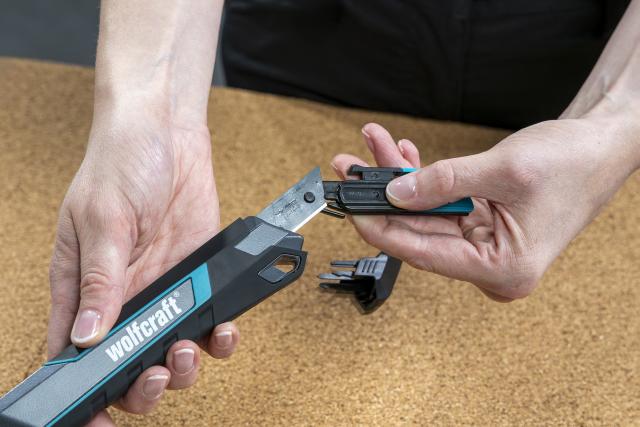 Arbejdskniv H/V bræk-af 18 mm