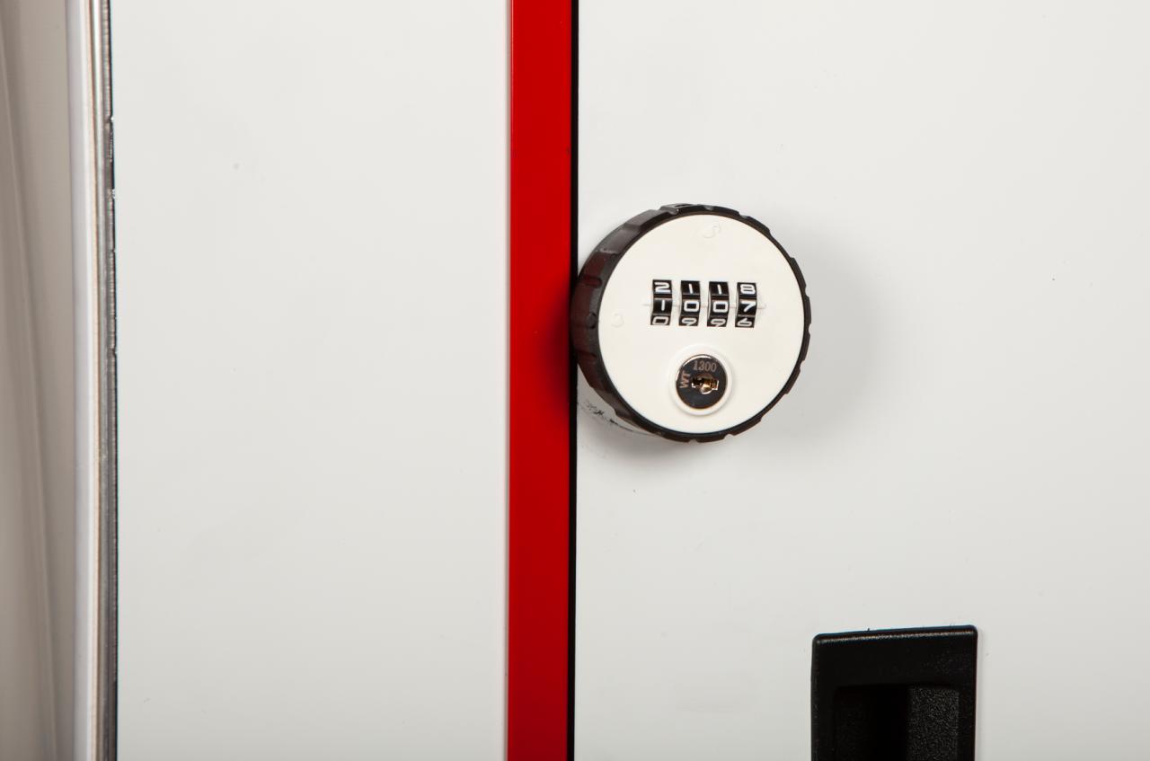 Lås med nøgle til Sila sluse